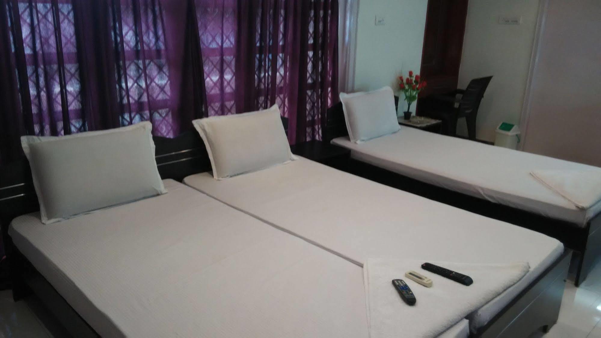 Guest house Fast Track Nungambakkam Chennai
