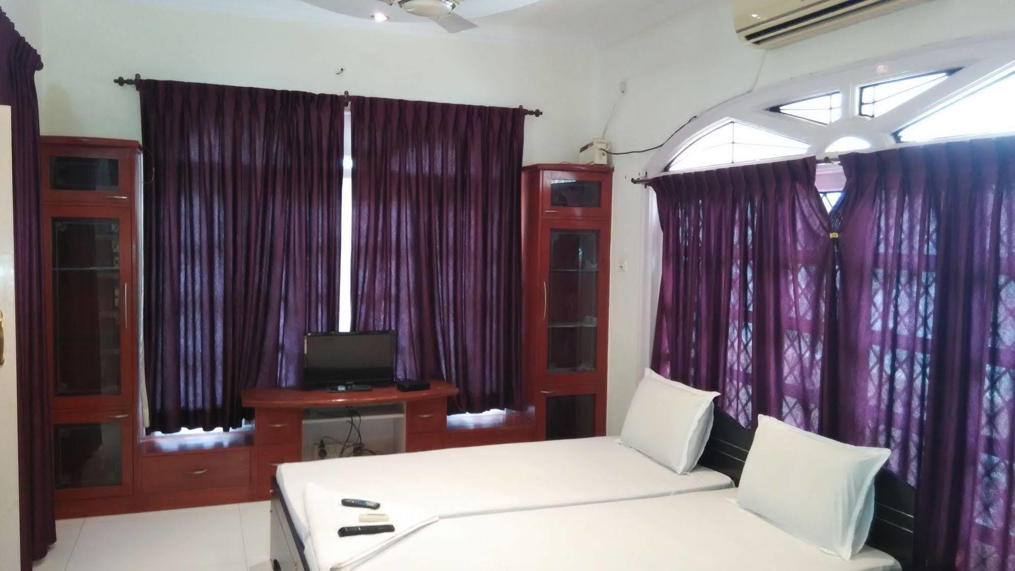 Fast Track Nungambakkam Guest house