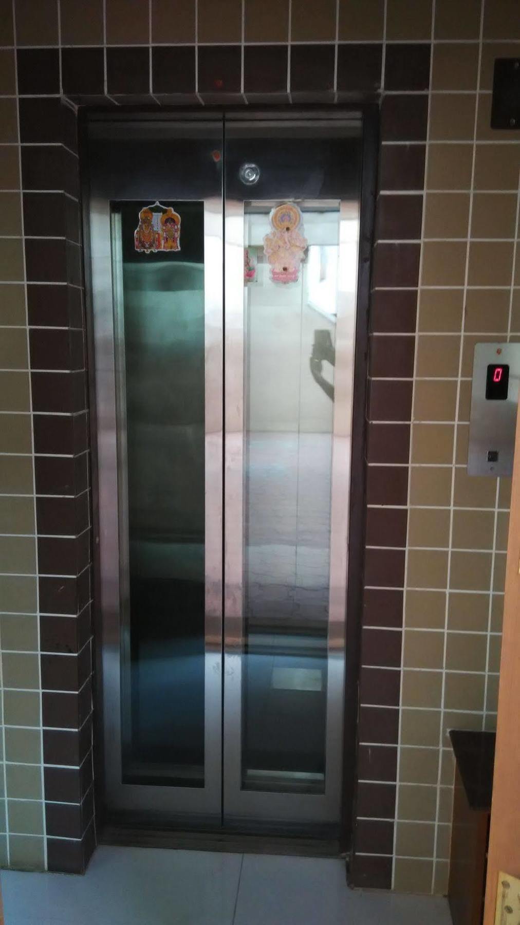 Fast Track Nungambakkam Guest house Chennai