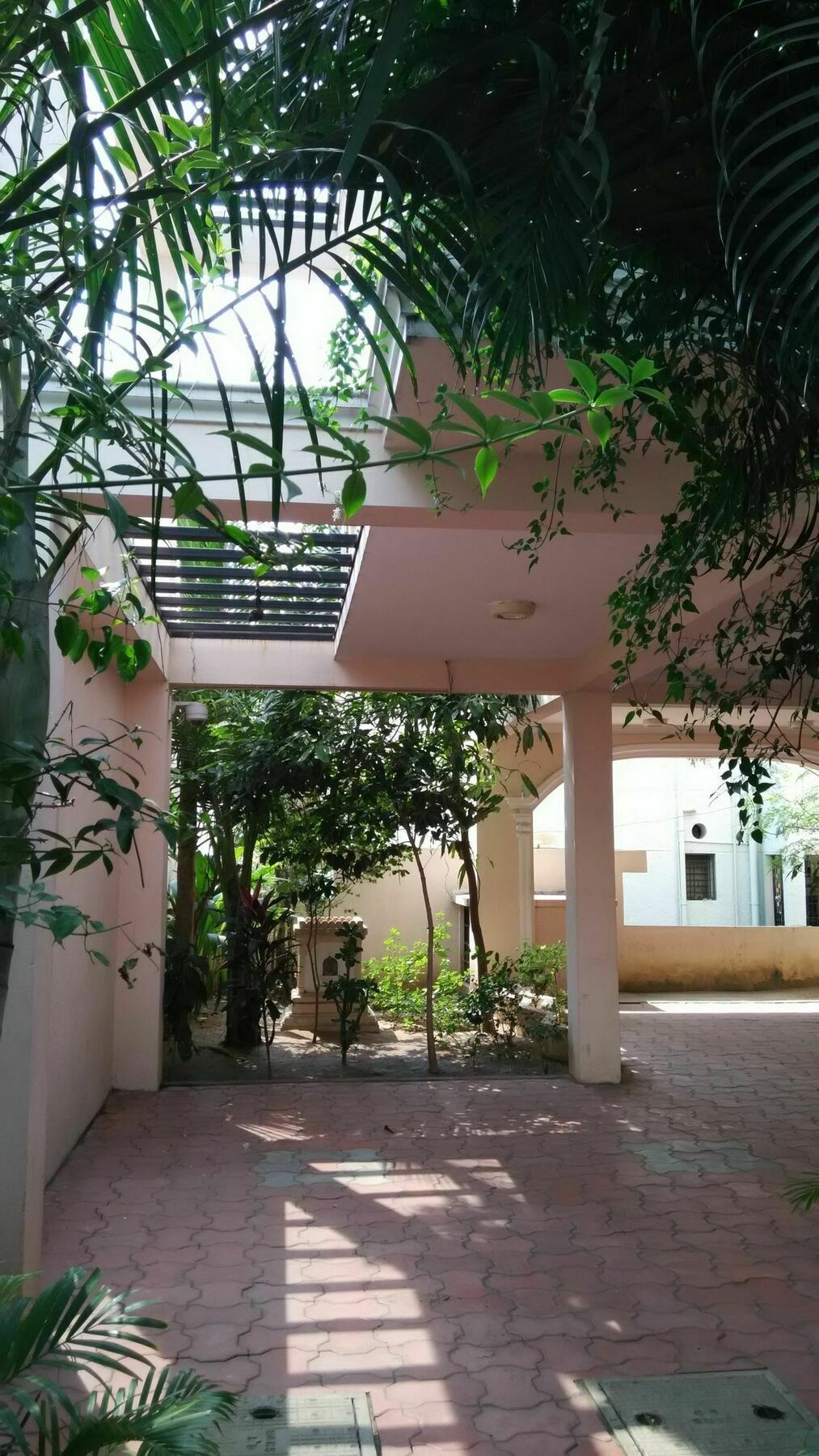 Fast Track Nungambakkam